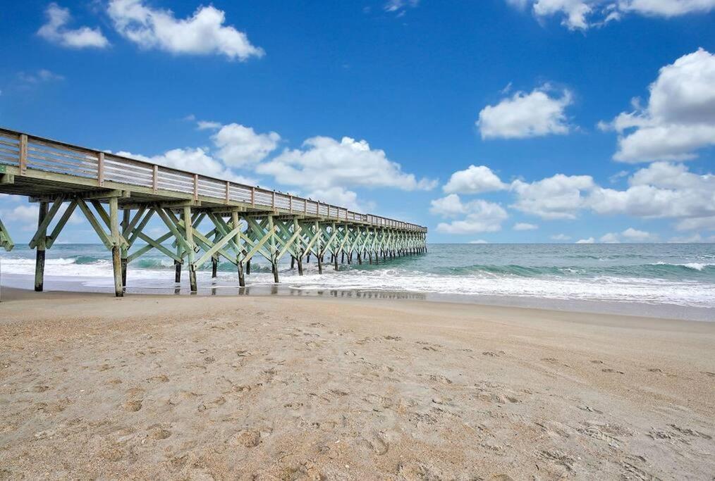 Middle Sound Hideaway~Beaches, Shopping, Families Villa Wilmington Exterior photo